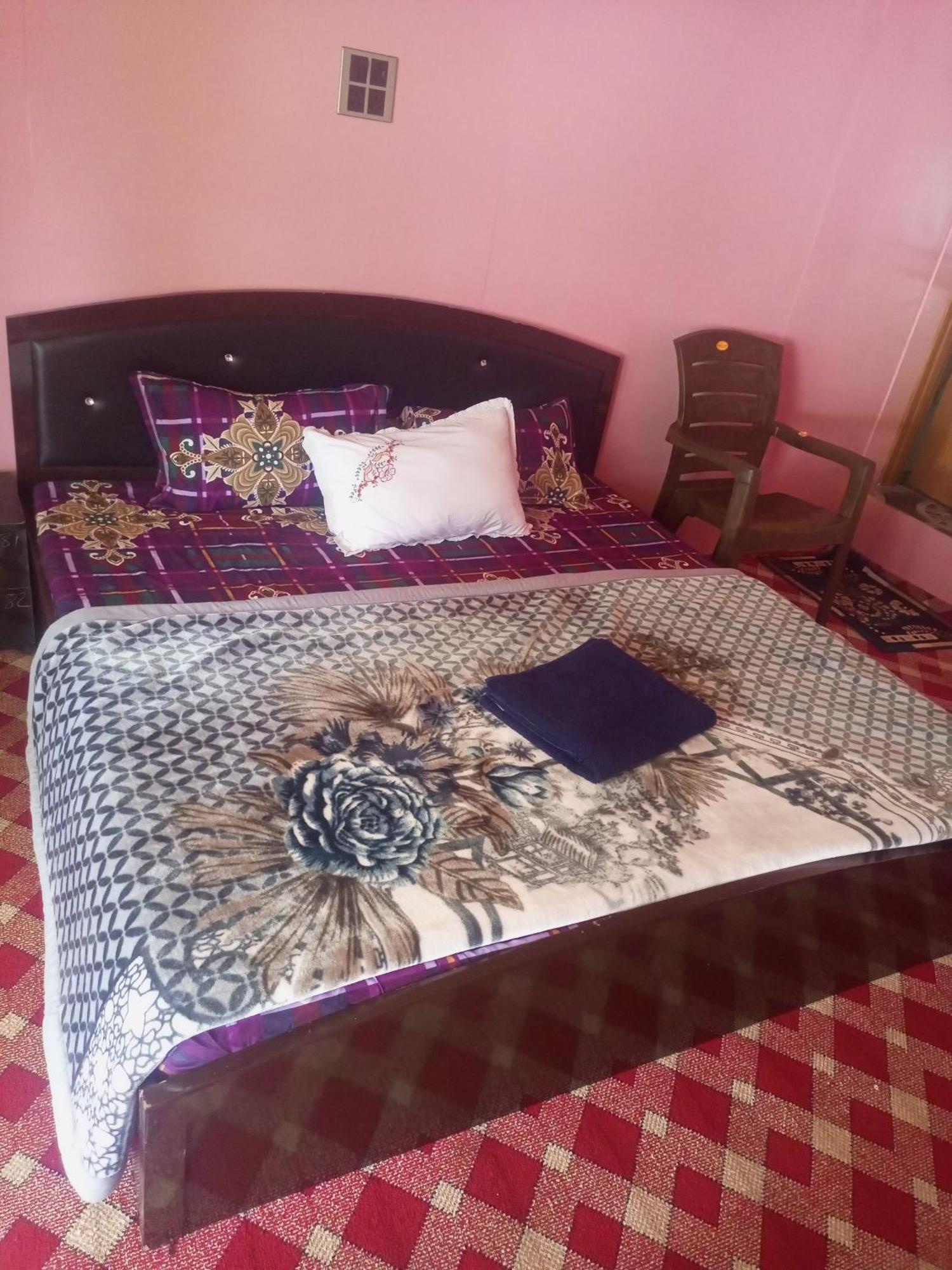 Sunrise Hotel And Restaurant Mastan Gurez Kanzalwan Ngoại thất bức ảnh